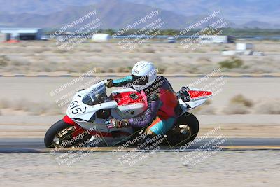 media/Feb-04-2024-SoCal Trackdays (Sun) [[91d6515b1d]]/7-Turn 9 Inside (1140am)/